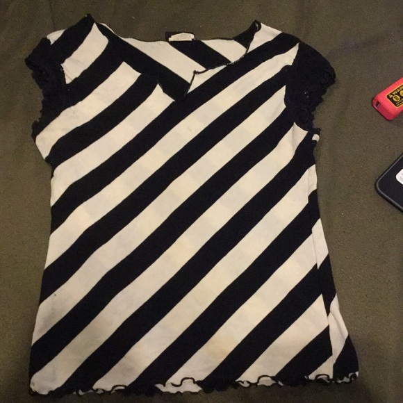 Joe Boxer Other - Black and White striped long crop top shirt